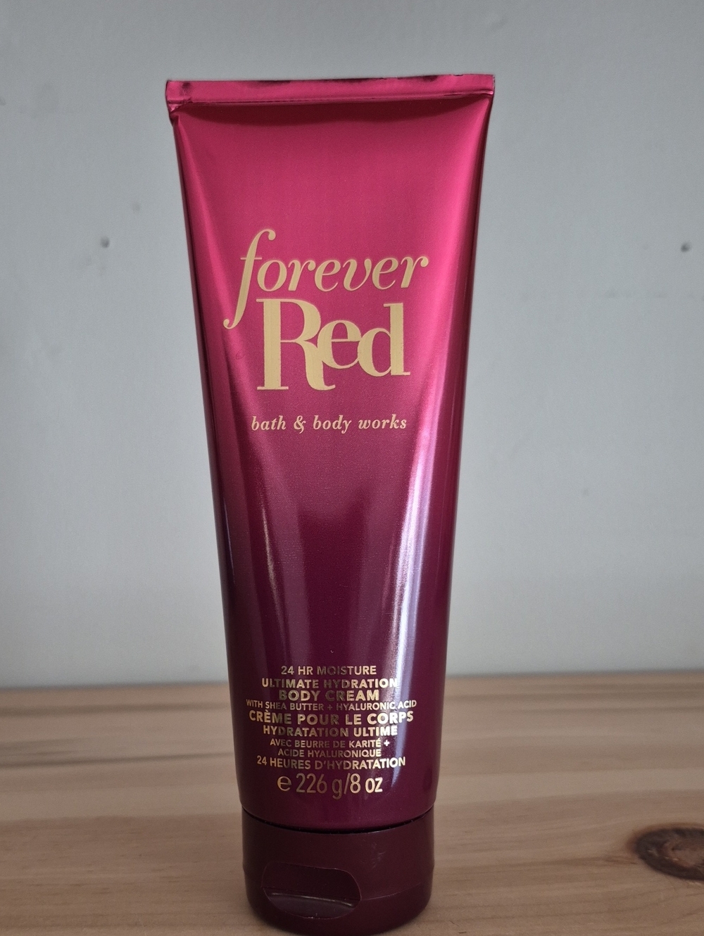 💙 Bath & Body Works - Forever Red Body Cream